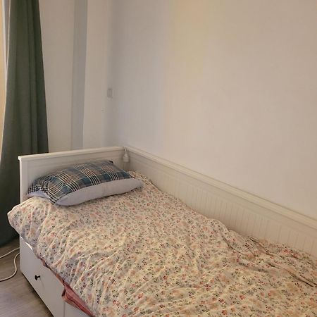 Rooms For Vacation 발로리스 외부 사진